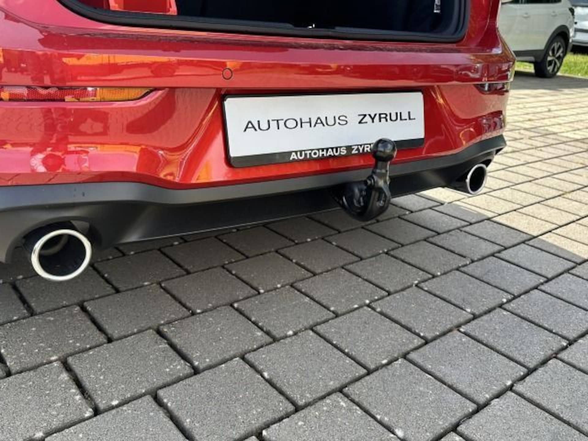 Volkswagen Golf GTI