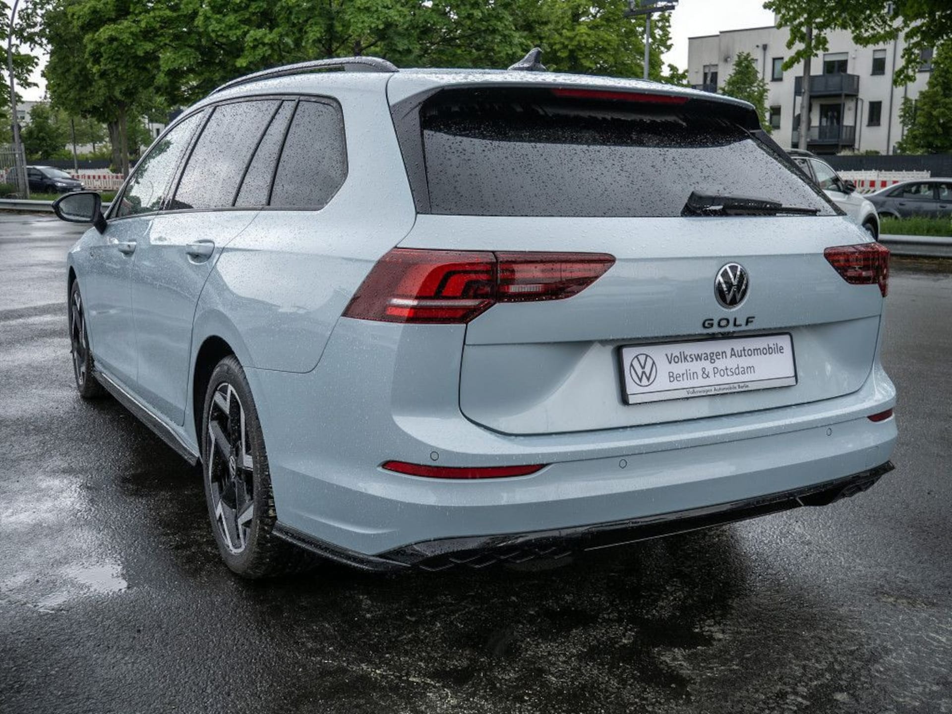 Volkswagen Golf Variant R-Line