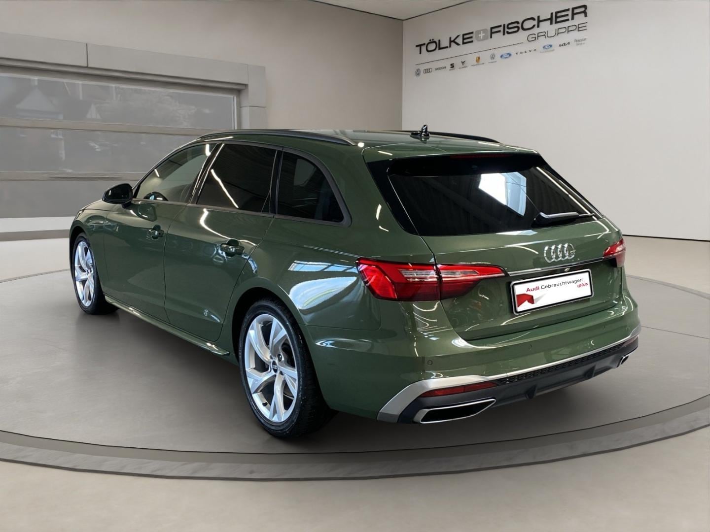 Bild über Audi A4 Avant S line 40 TDI S tronic - für weitere Informationen kontaktieren Sie den Audi Partner
