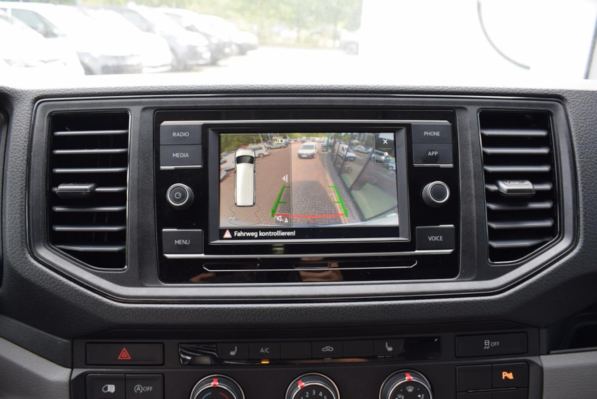 Volkswagen Crafter Kasten mittlerer Radstand