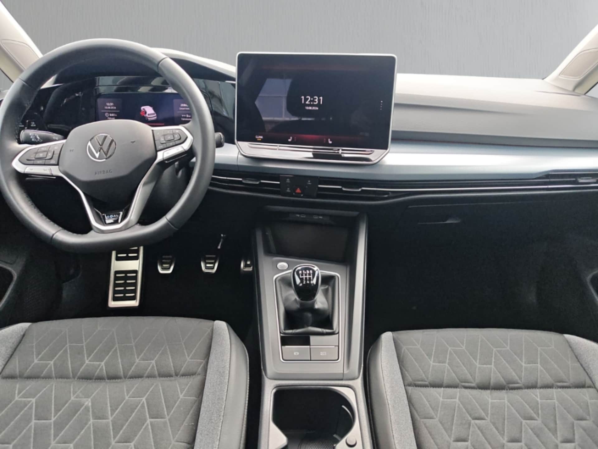 Volkswagen Golf Life