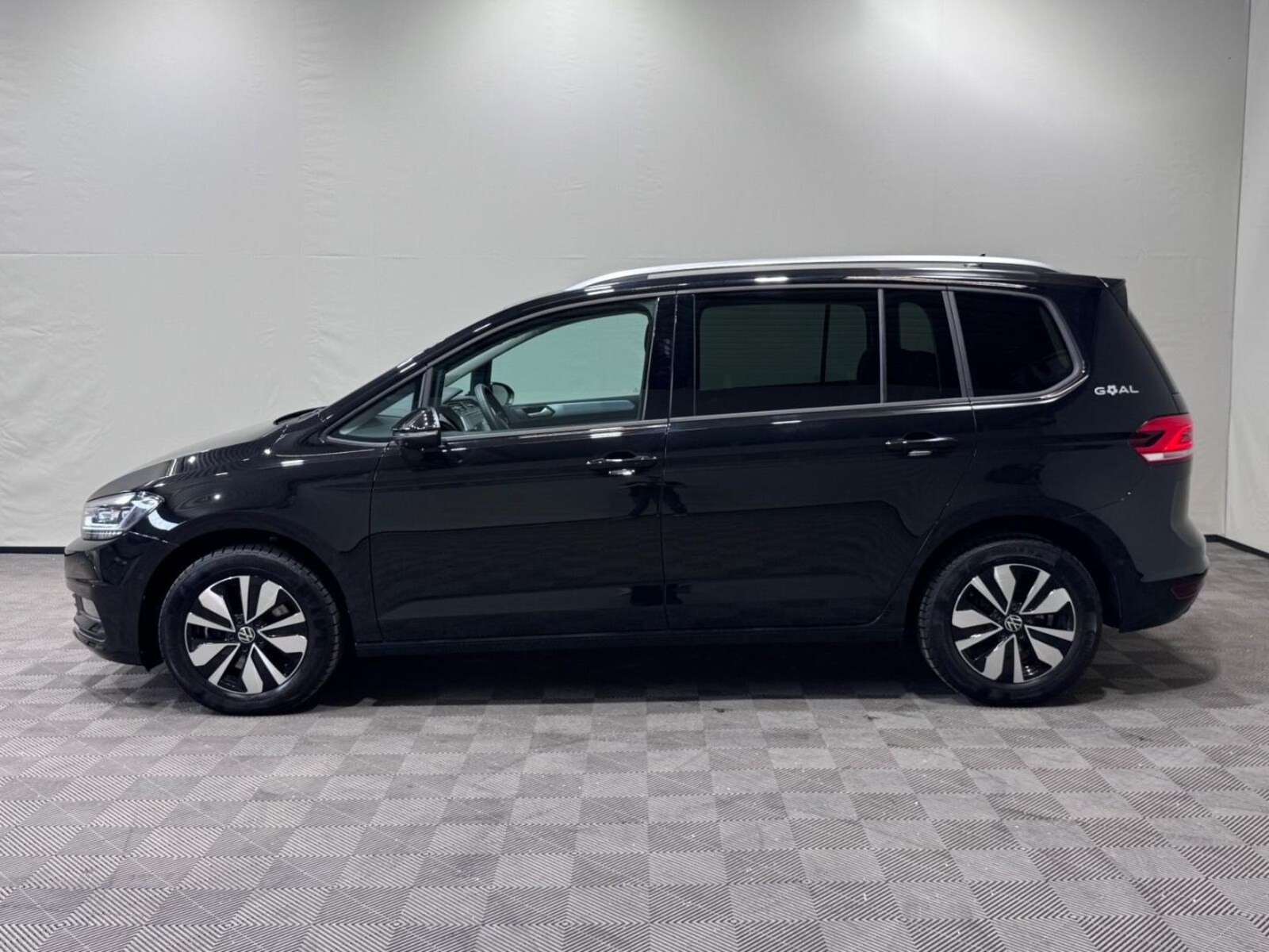 Volkswagen Touran – Bild 3