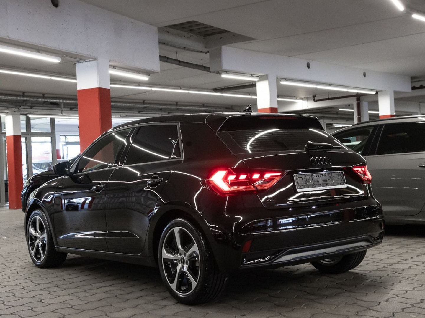 Bild über Audi A1 Sportback advanced 30 TFSI S tronic - für weitere Informationen kontaktieren Sie den Audi Partner