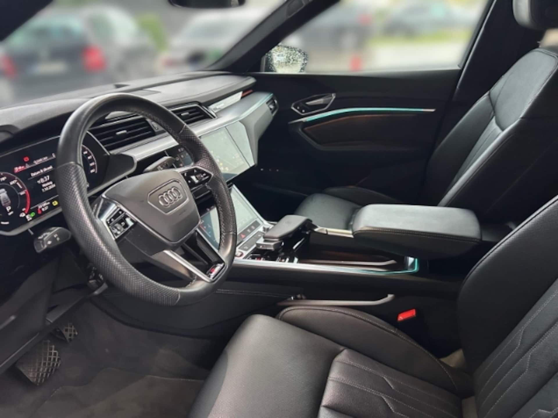Audi e-tron S Sportback