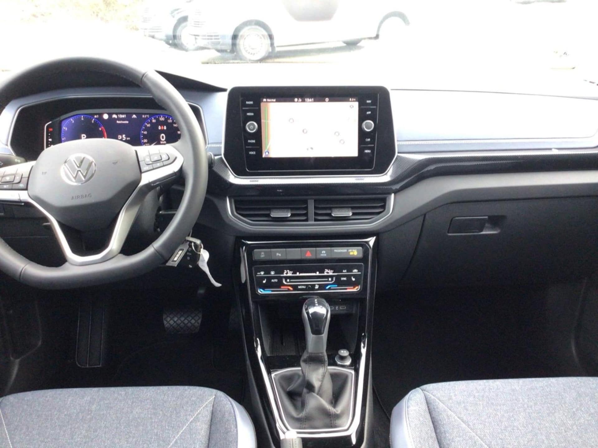 Volkswagen T-Cross Style
