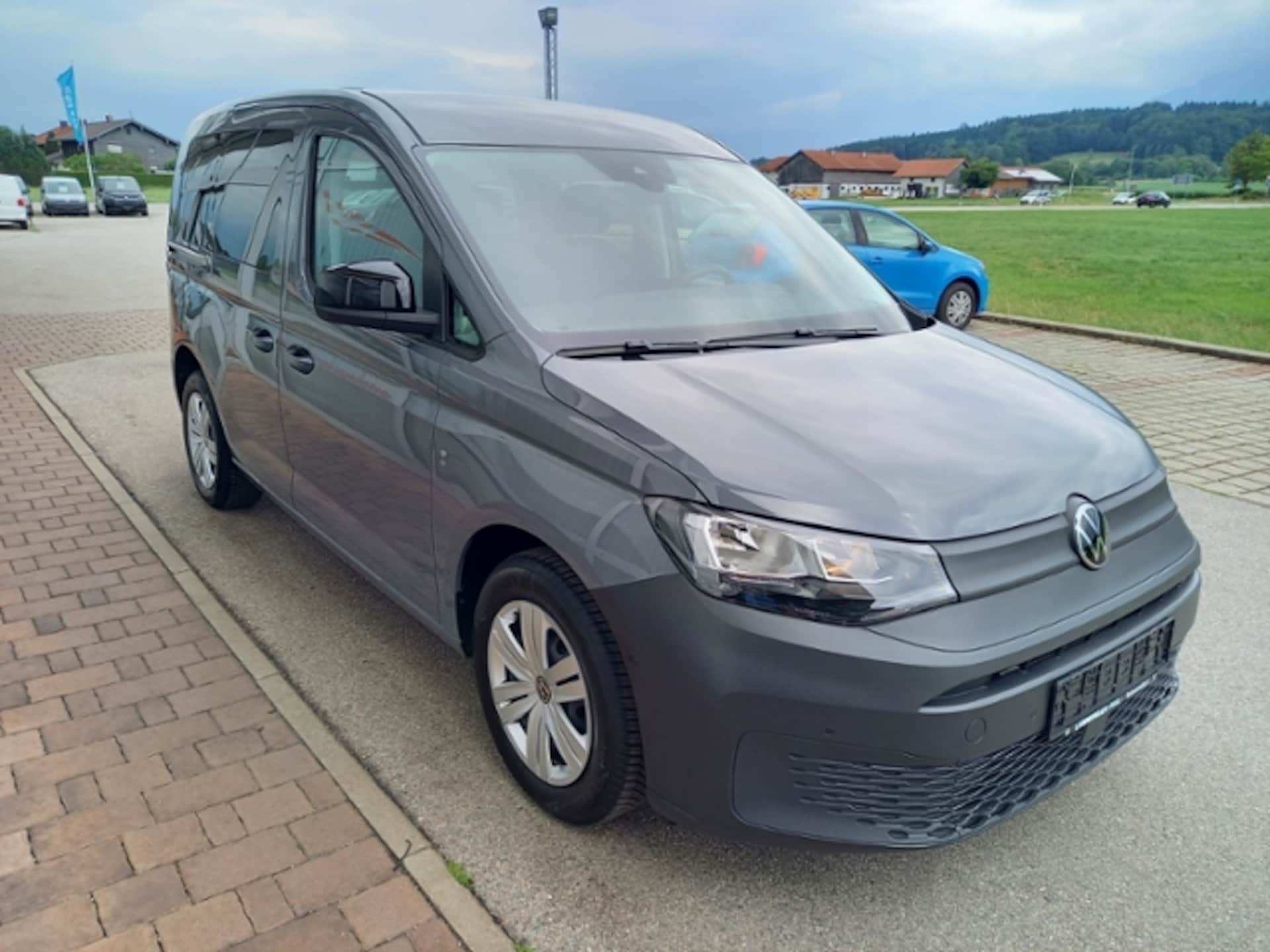 Volkswagen Caddy Basis-Modell
