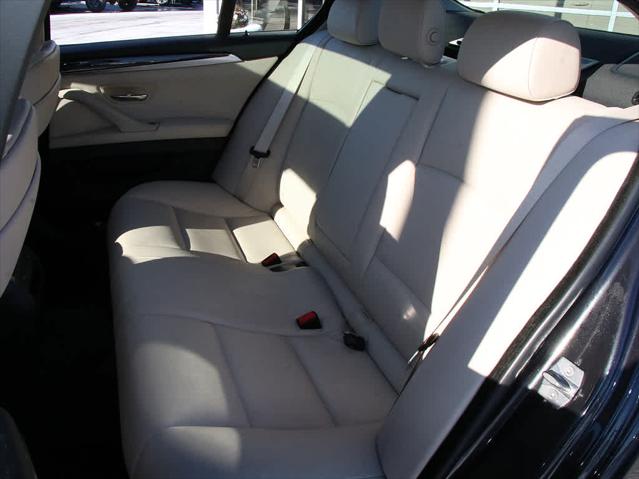 2013 BMW 528XI - Image 21