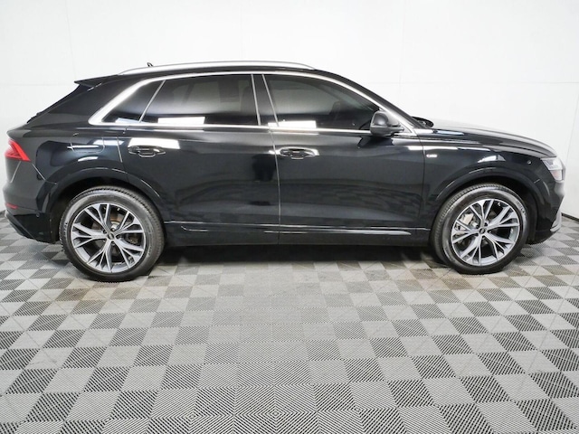 2023 Audi Q8