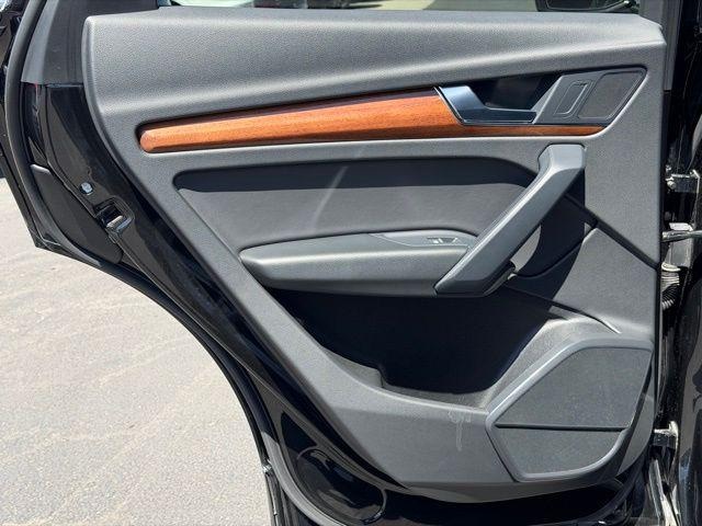 2023 Audi Q5 Premium - Photo 25