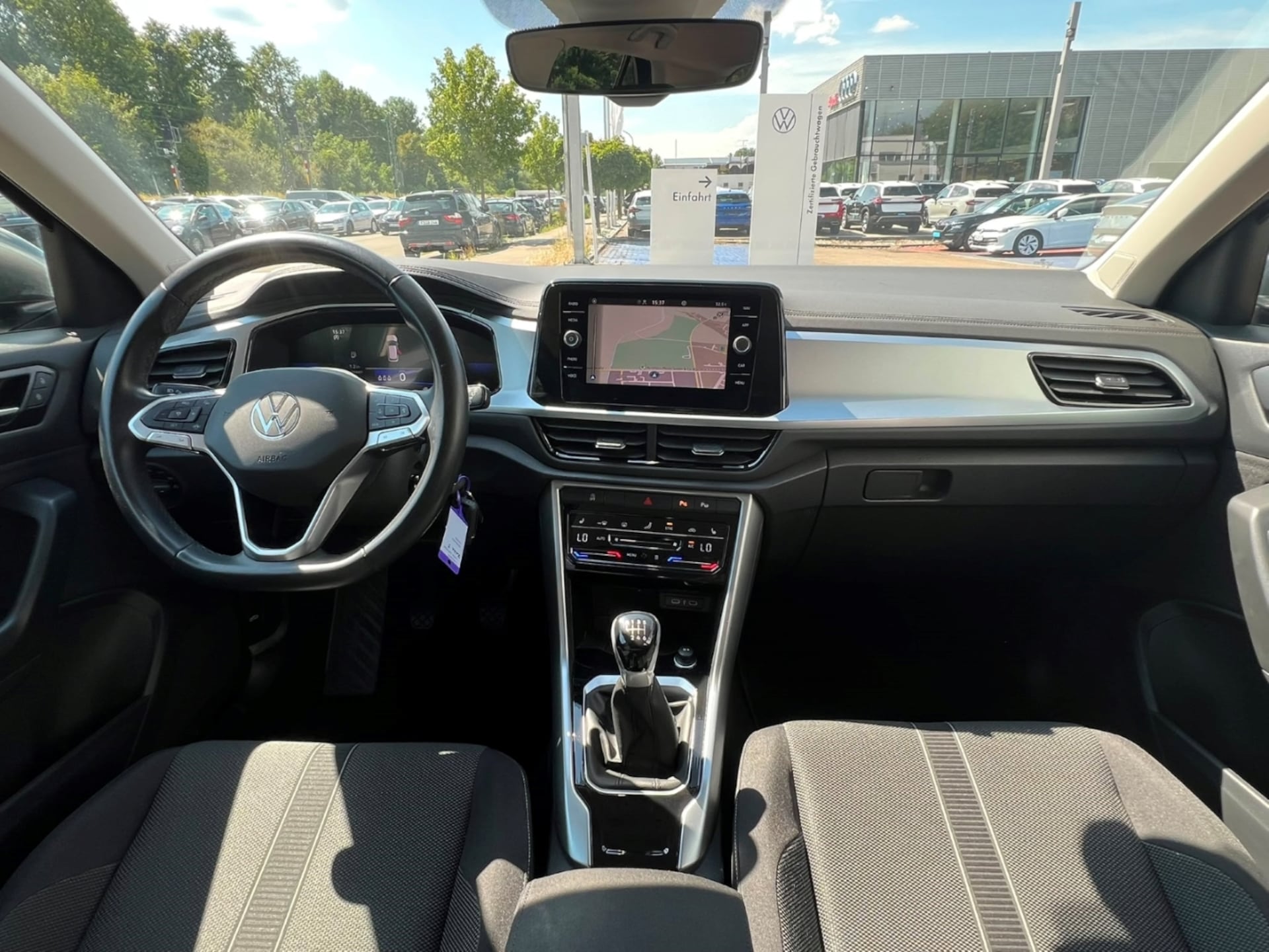 Volkswagen T-Roc Life