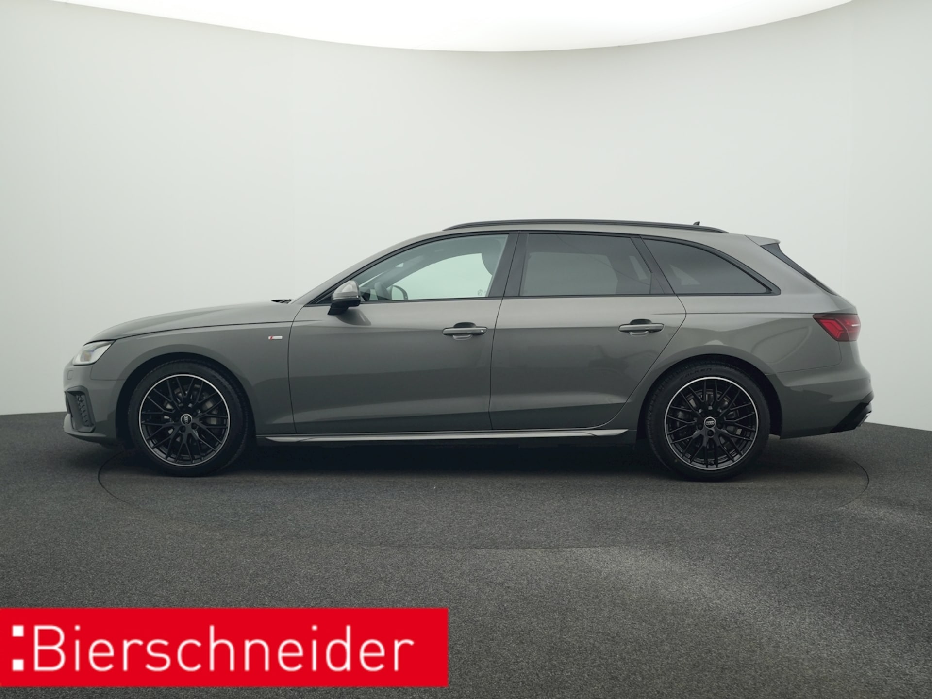Audi A4 Avant S line