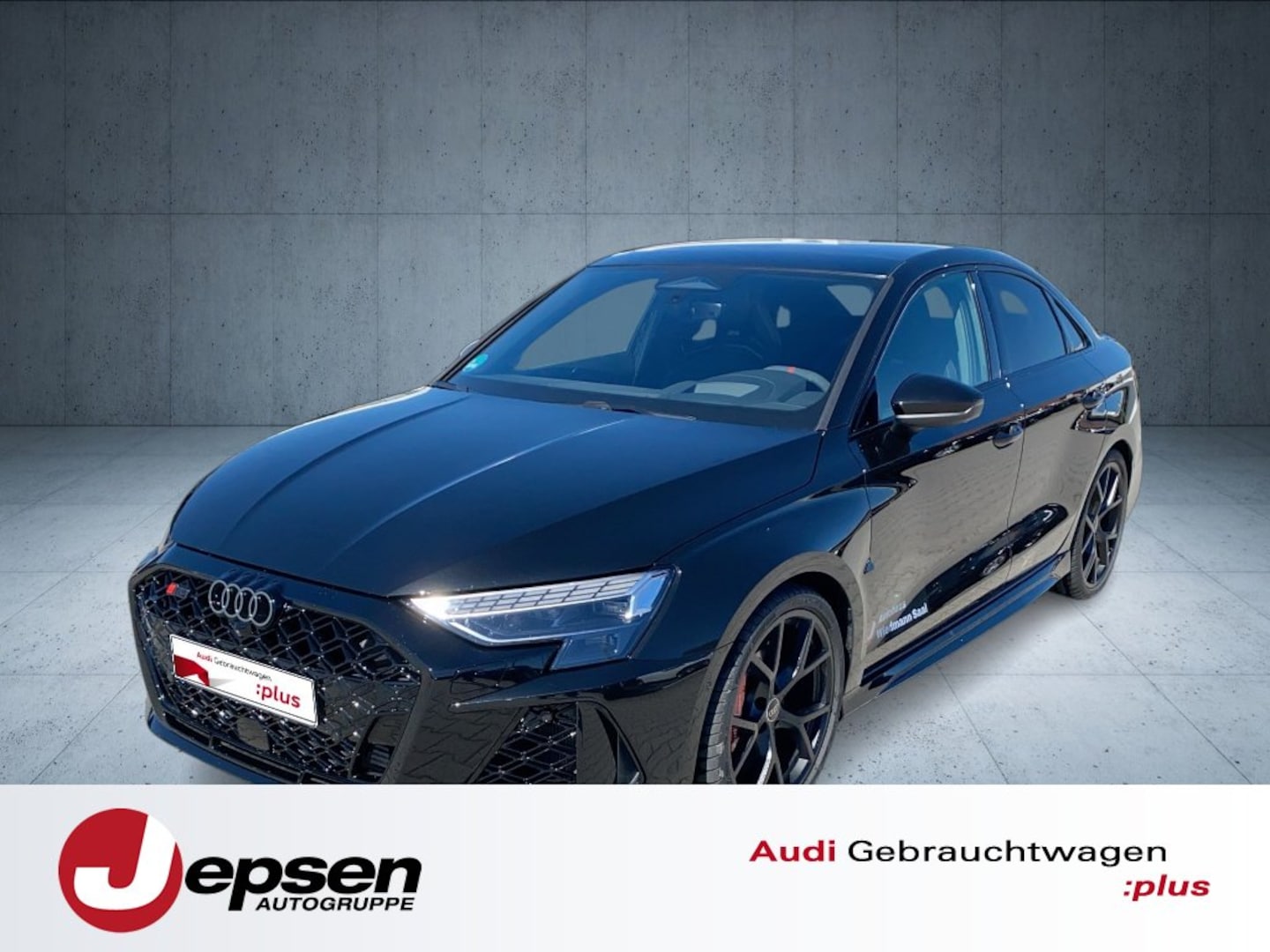 Bild über Audi RS 3 Limousine TFSI quattro 294 kW S tronic - für weitere Informationen kontaktieren Sie den Audi Partner