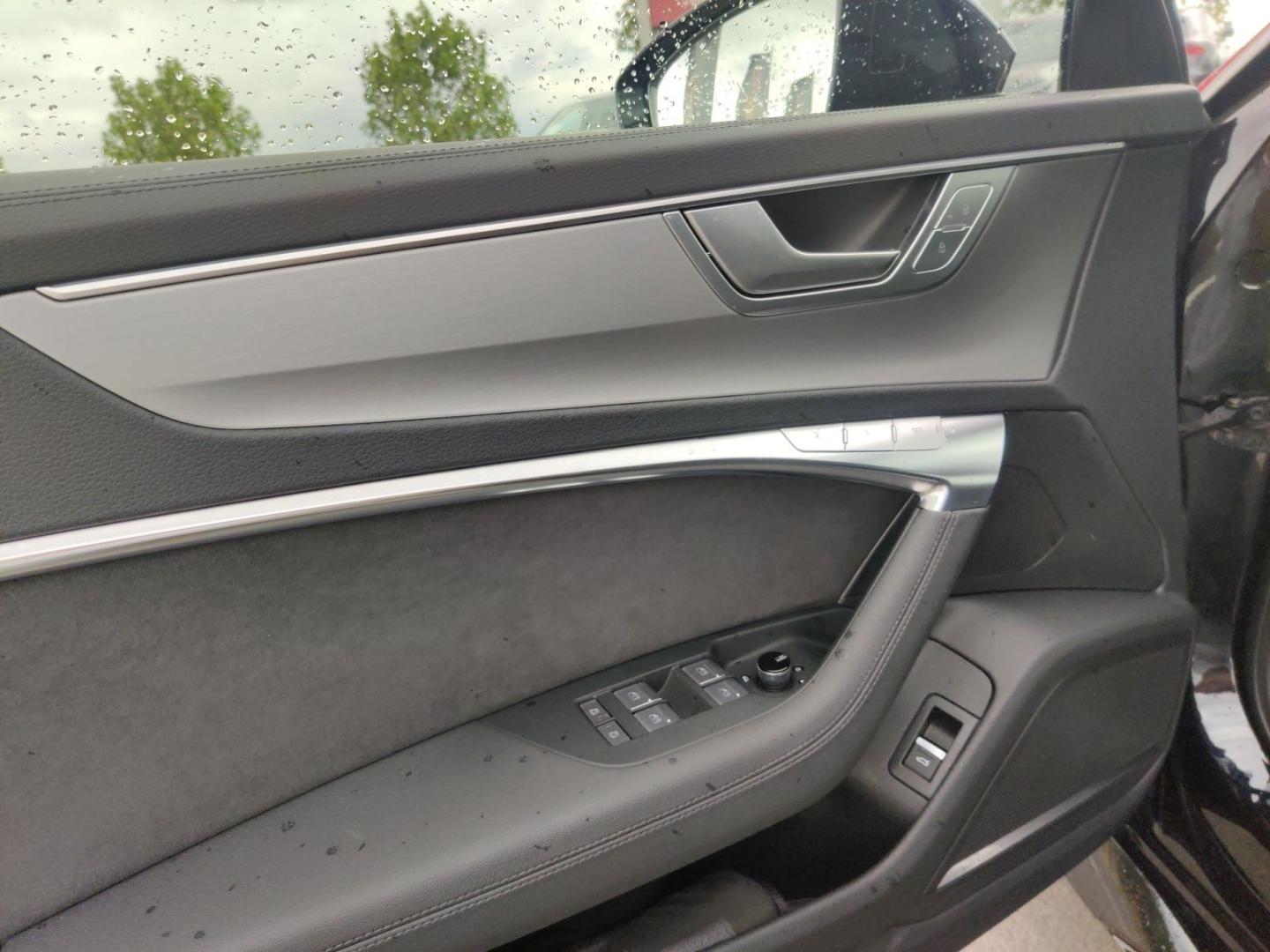 Image about Audi RS 6 Avant TFSI quattro tiptronic