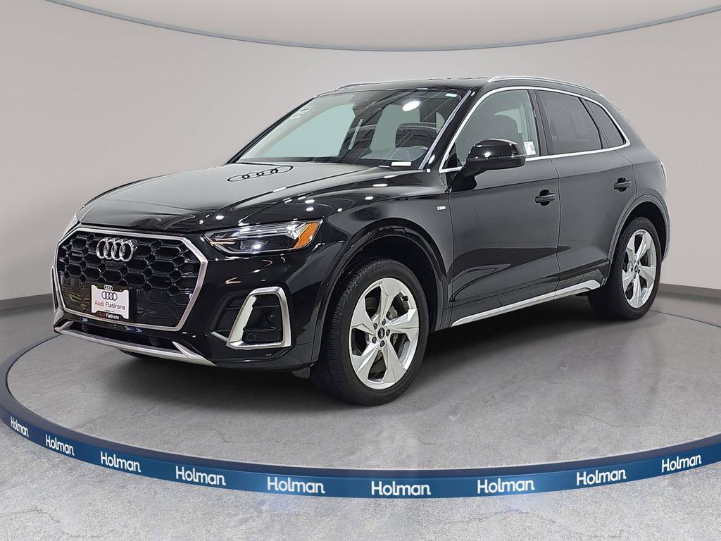 2023 Audi Q5 45 Premium Plus's photo