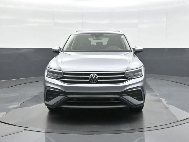 Used 2023 Volkswagen Tiguan SE with VIN 3VVNB7AX2PM088322 for sale in Kansas City