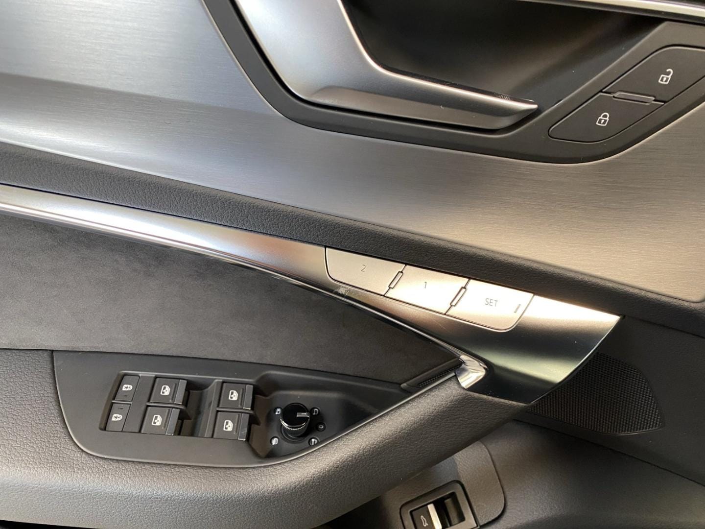 Bild über Audi A6 Avant sport 45 TFSI quattro S tronic - für weitere Informationen kontaktieren Sie den Audi Partner