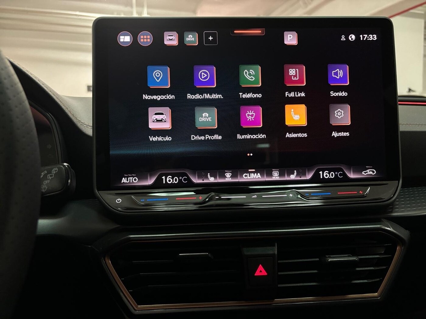 CUPRA Leon Sportstourer 1.5 eTSI DSG 110 kW (150 CV) — photo 11