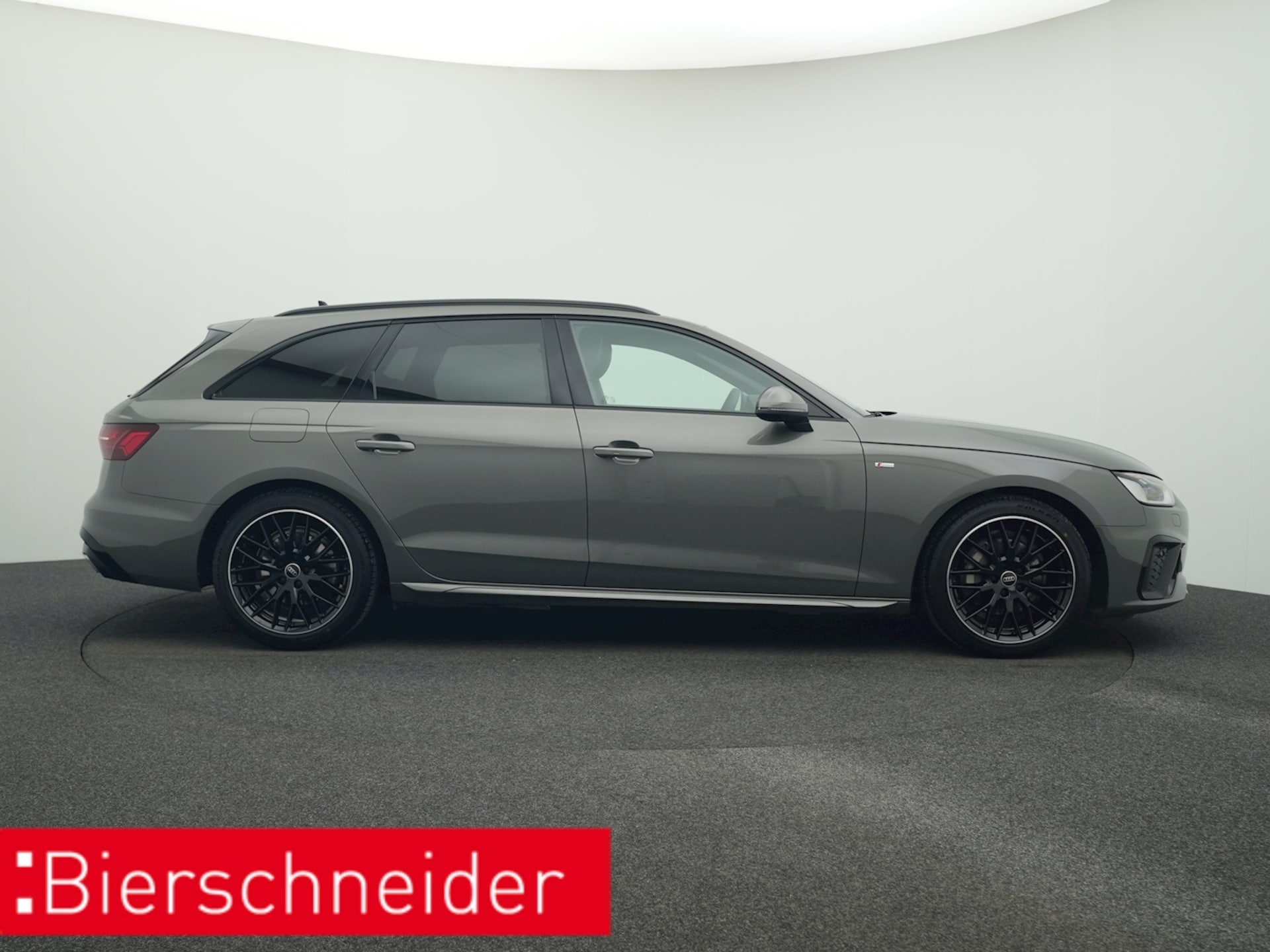 Audi A4 Avant S line