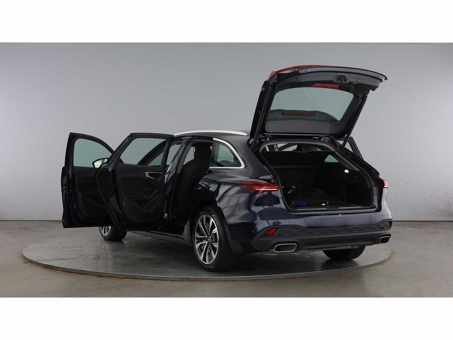 Image of Audi A5 Avant TFSI e Technik quattro 299 PS S tronic - View: for more details contact your dealer