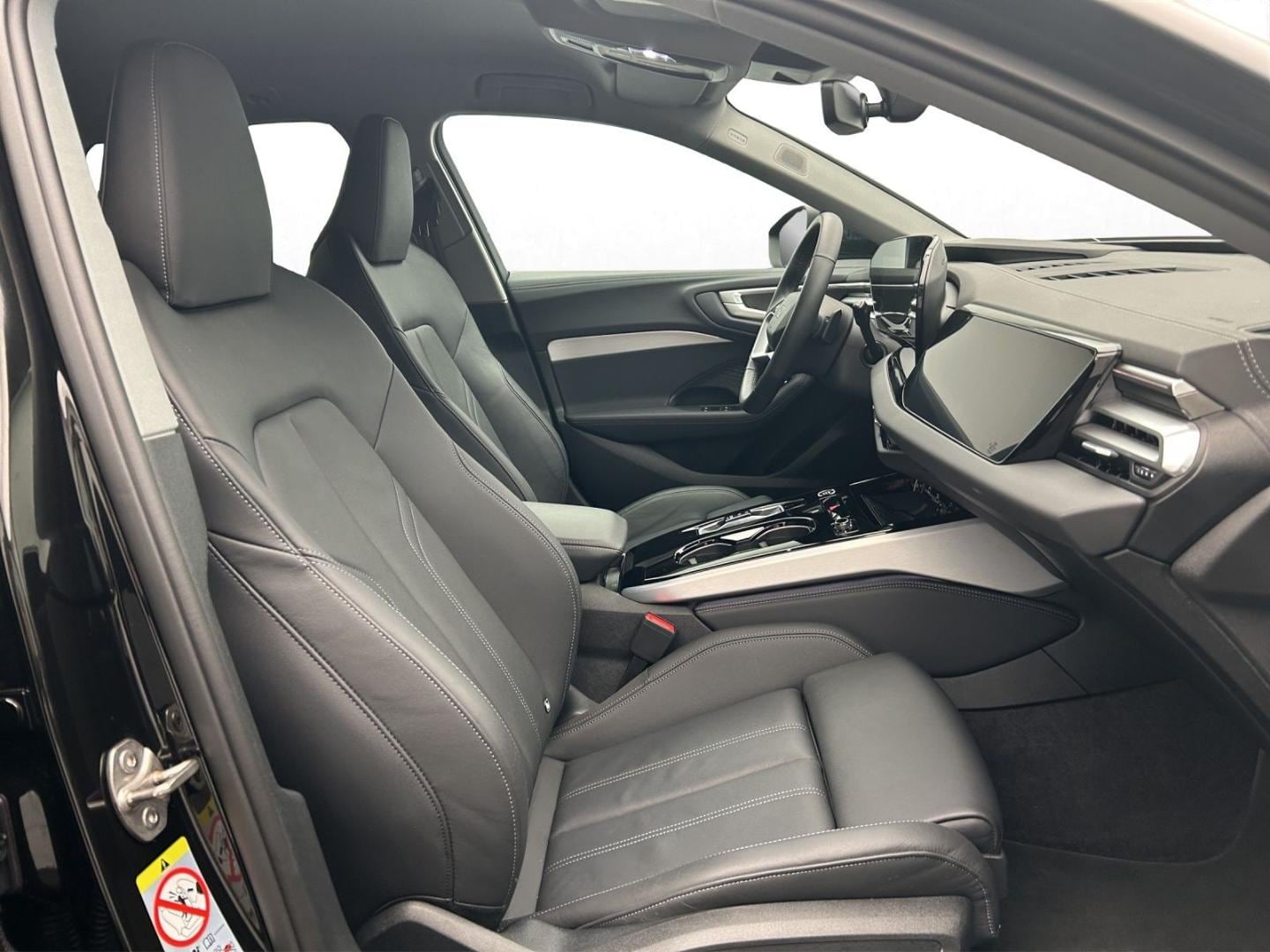 Bild über Audi A5 Avant TDI 150 kW S tronic - für weitere Informationen kontaktieren Sie den Audi Partner