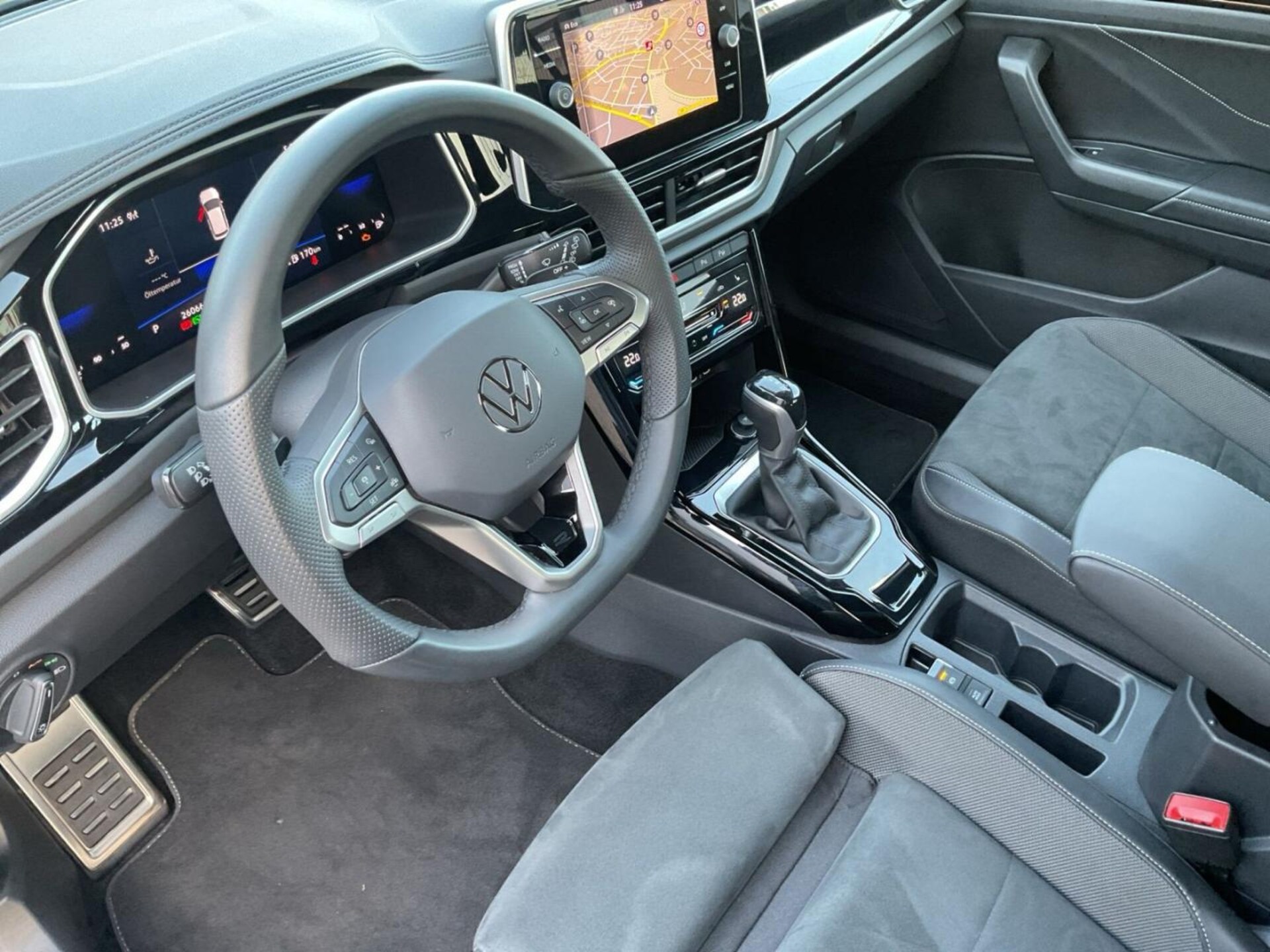 Volkswagen T-Roc R-Line