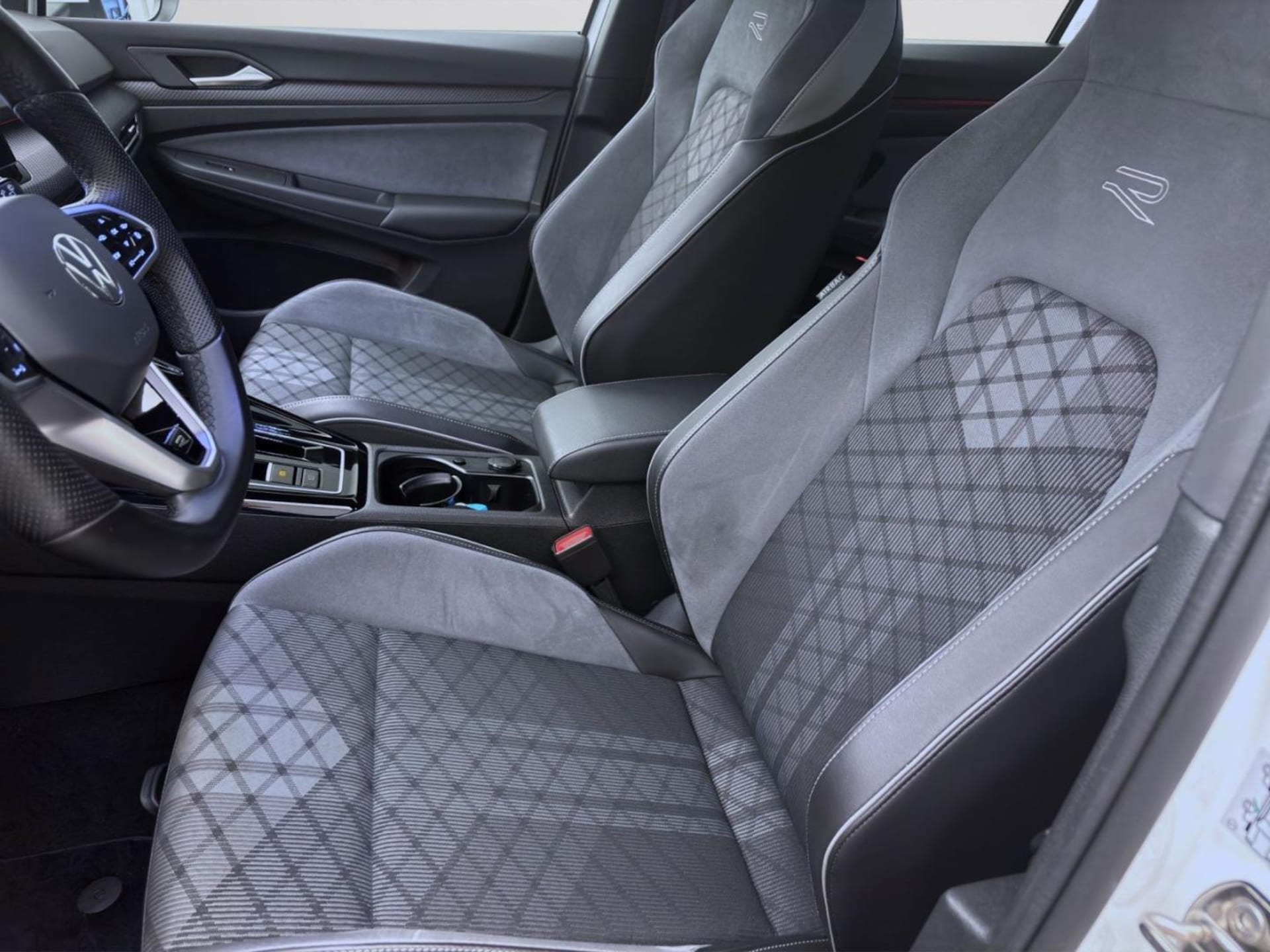 Volkswagen Golf Variant R-Line