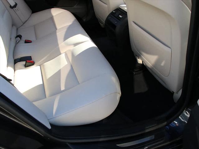 2013 BMW 528XI - Image 27