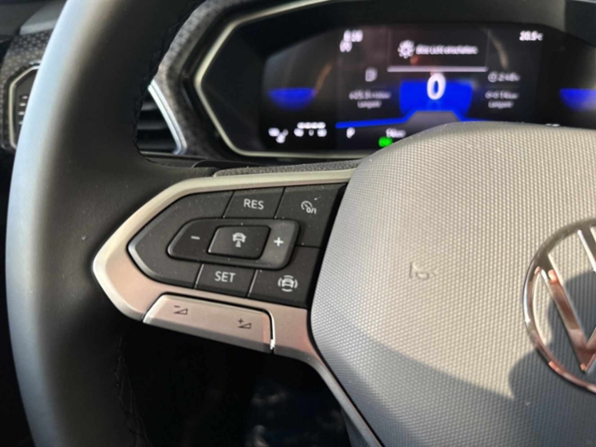 Volkswagen T-Cross Style