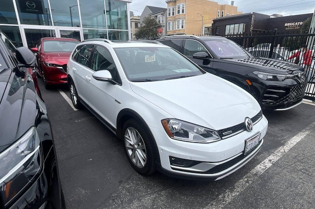 2017 Volkswagen Golf