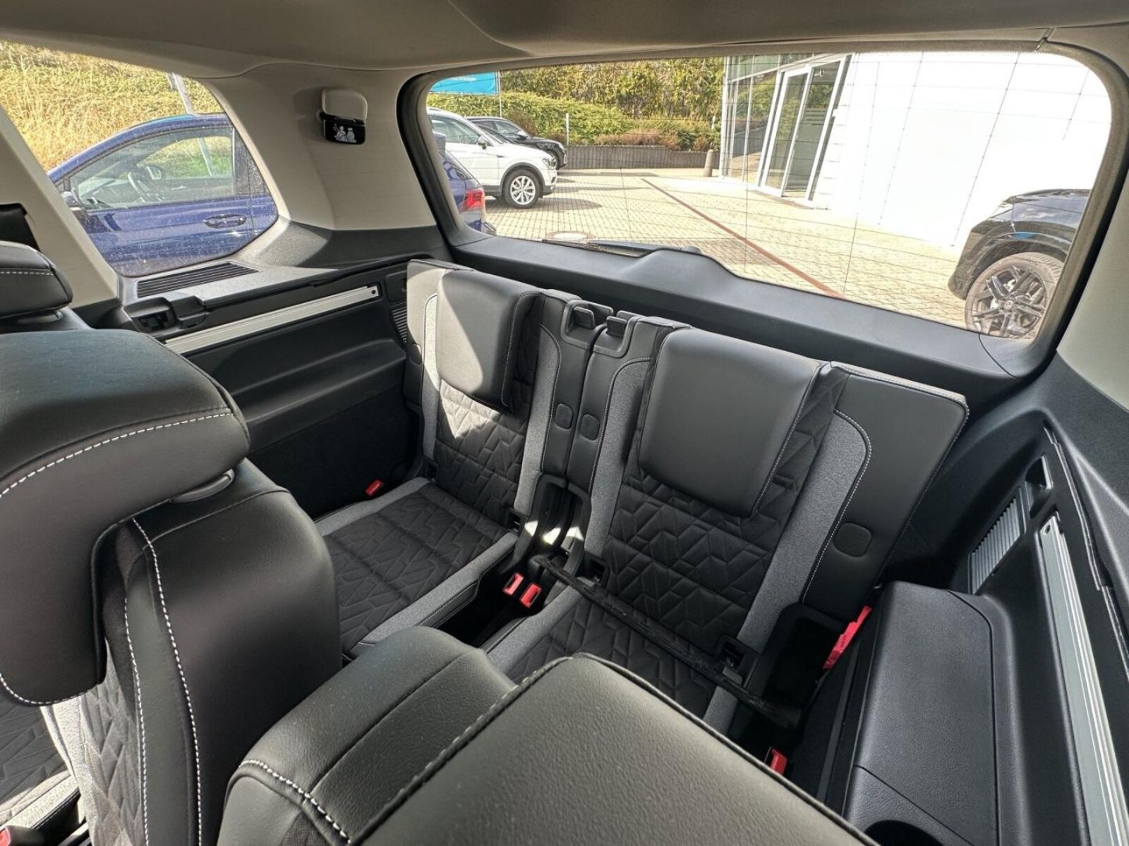 Volkswagen Touran – Bild 16