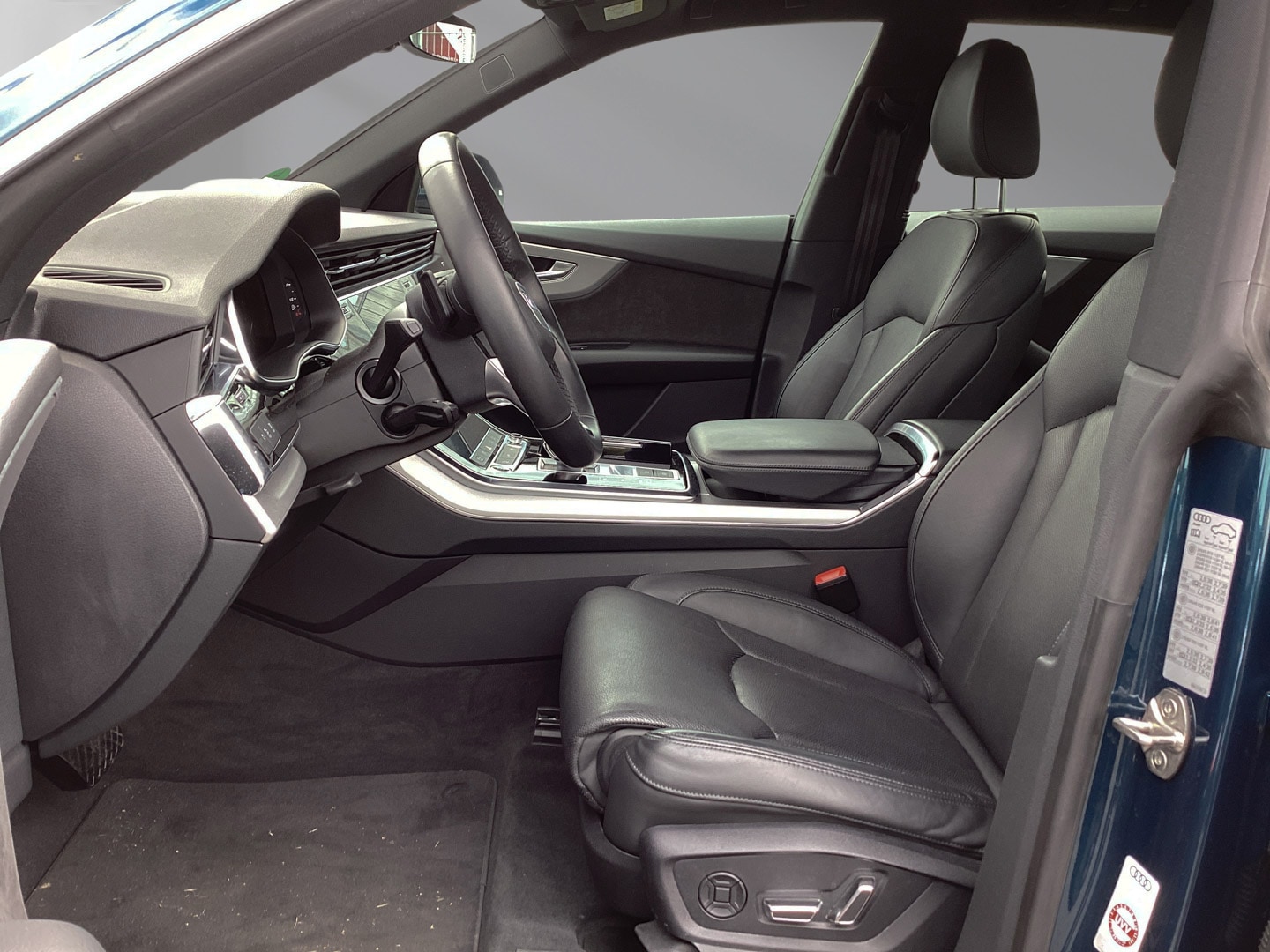 Image about Audi Q8 TFSI e 55 TFSI e quattro tiptronic