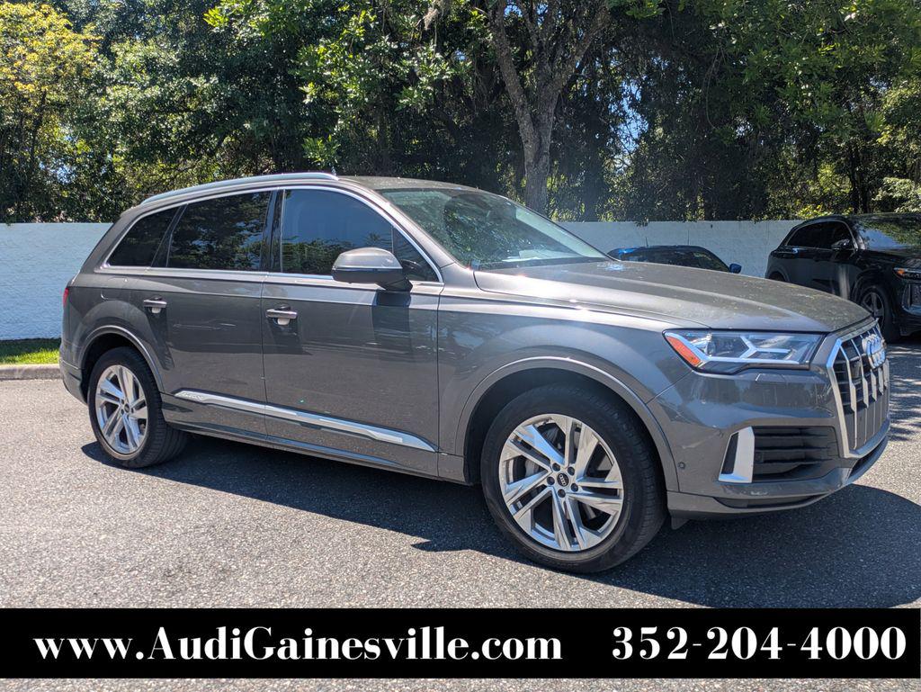 2023 Audi Q7 45 Premium quattro Tiptronic's photo