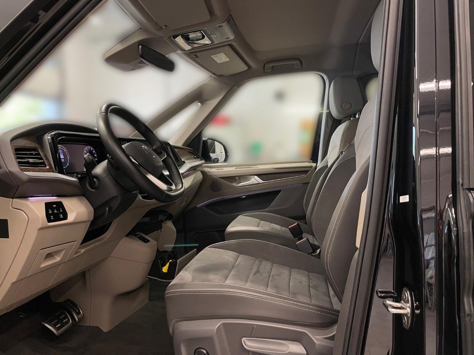 Volkswagen Multivan Langversion – Bild 9