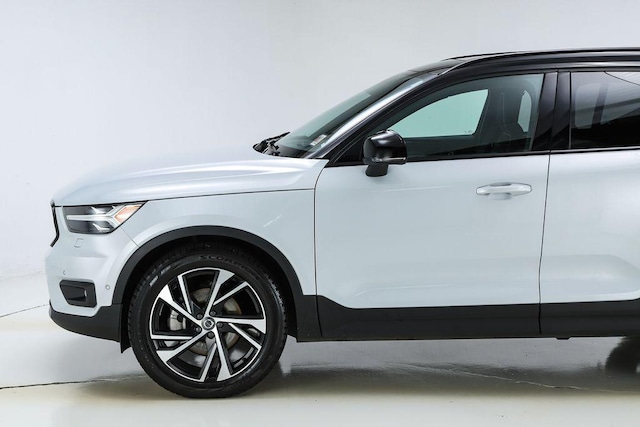 2022 Volvo XC40