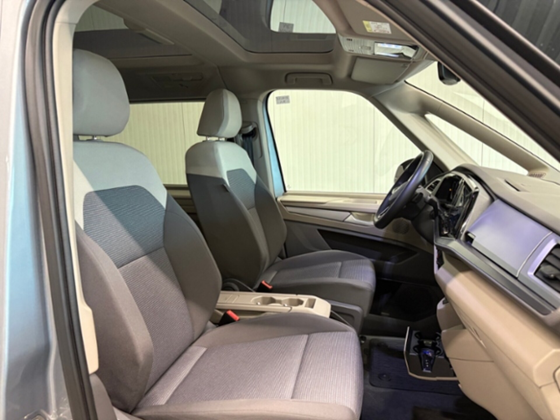 Volkswagen Multivan Basis-Modell