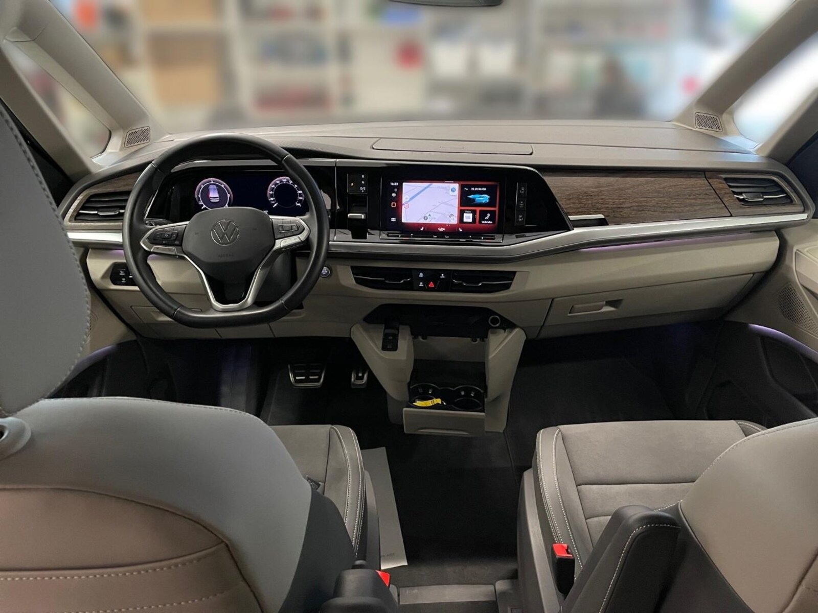 Volkswagen Multivan Langversion – Bild 12