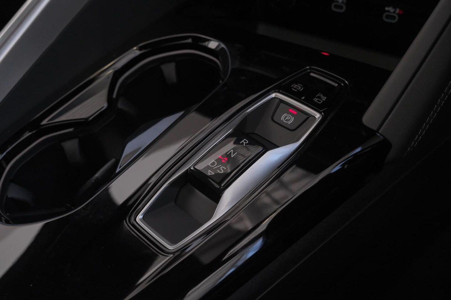 Image about Audi Q5 SUV TFSI quattro 200 kW sport