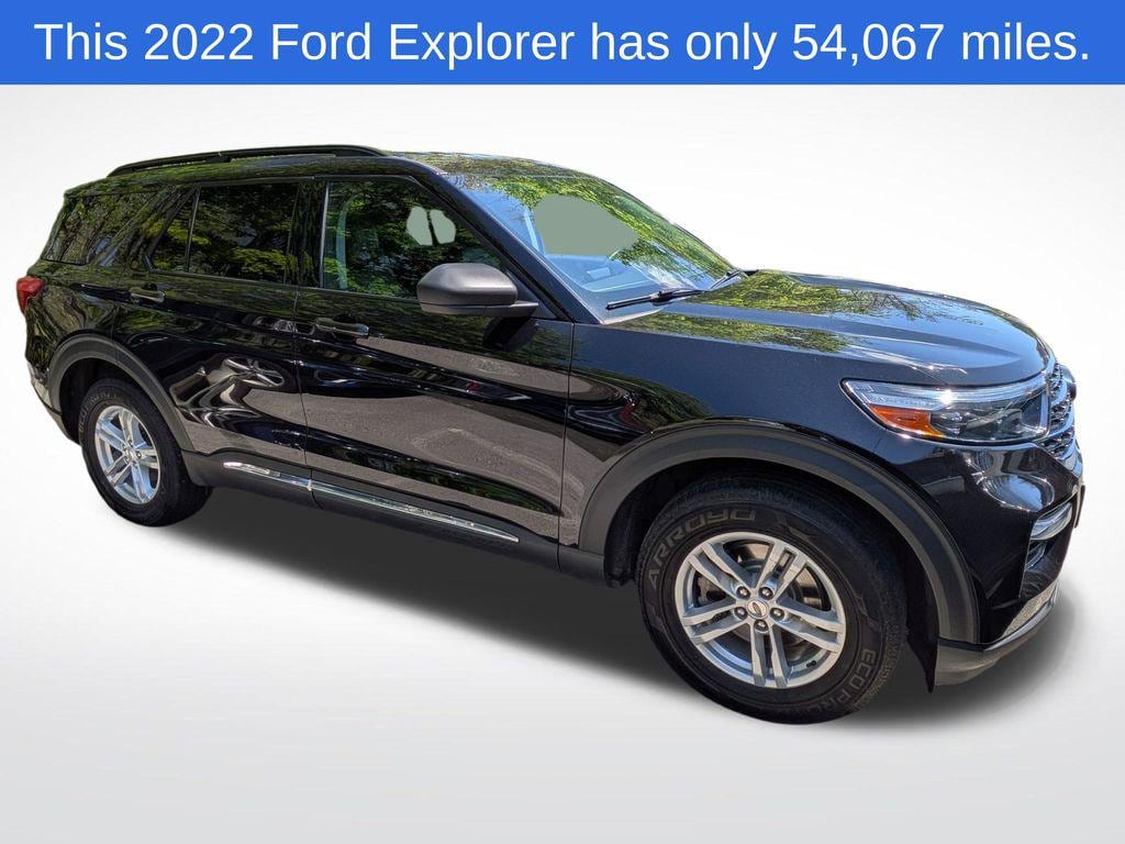 2022 Ford Explorer XLT 4WD's photo
