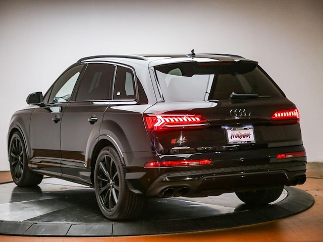 2022 Audi SQ7