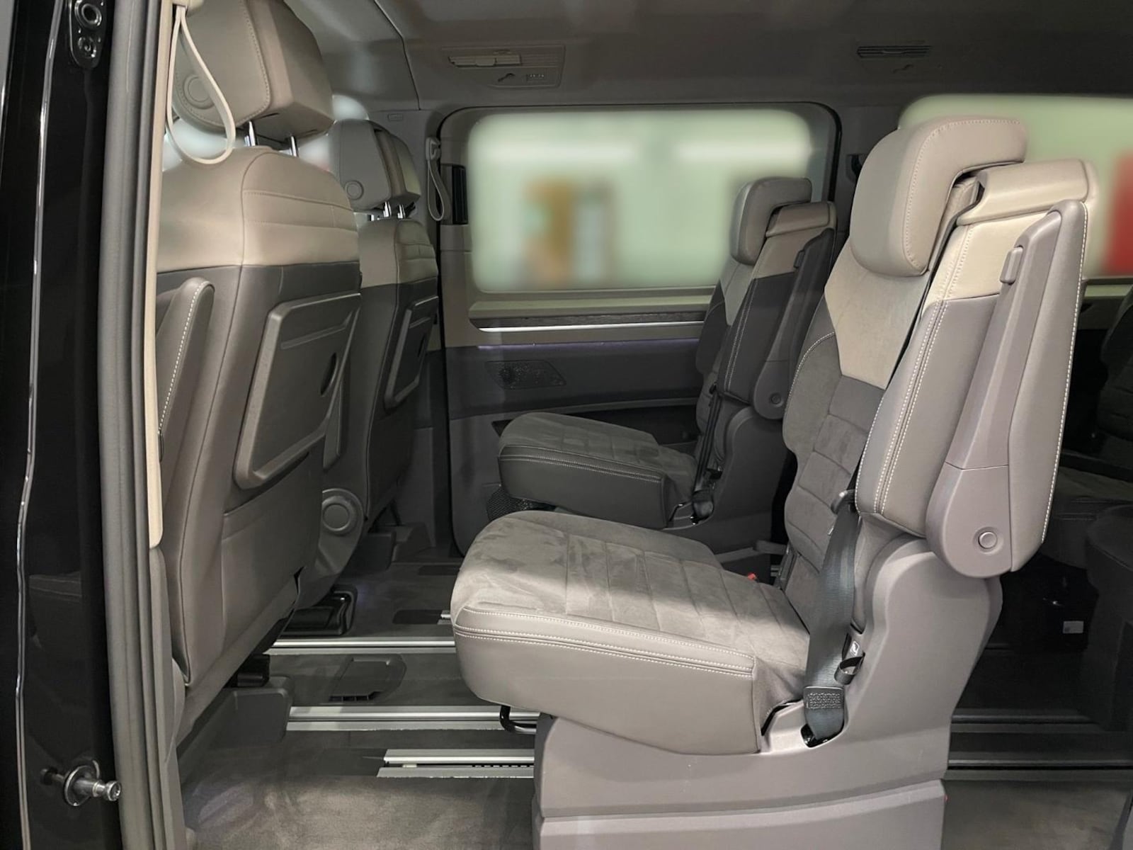 Volkswagen Multivan Langversion – Bild 13