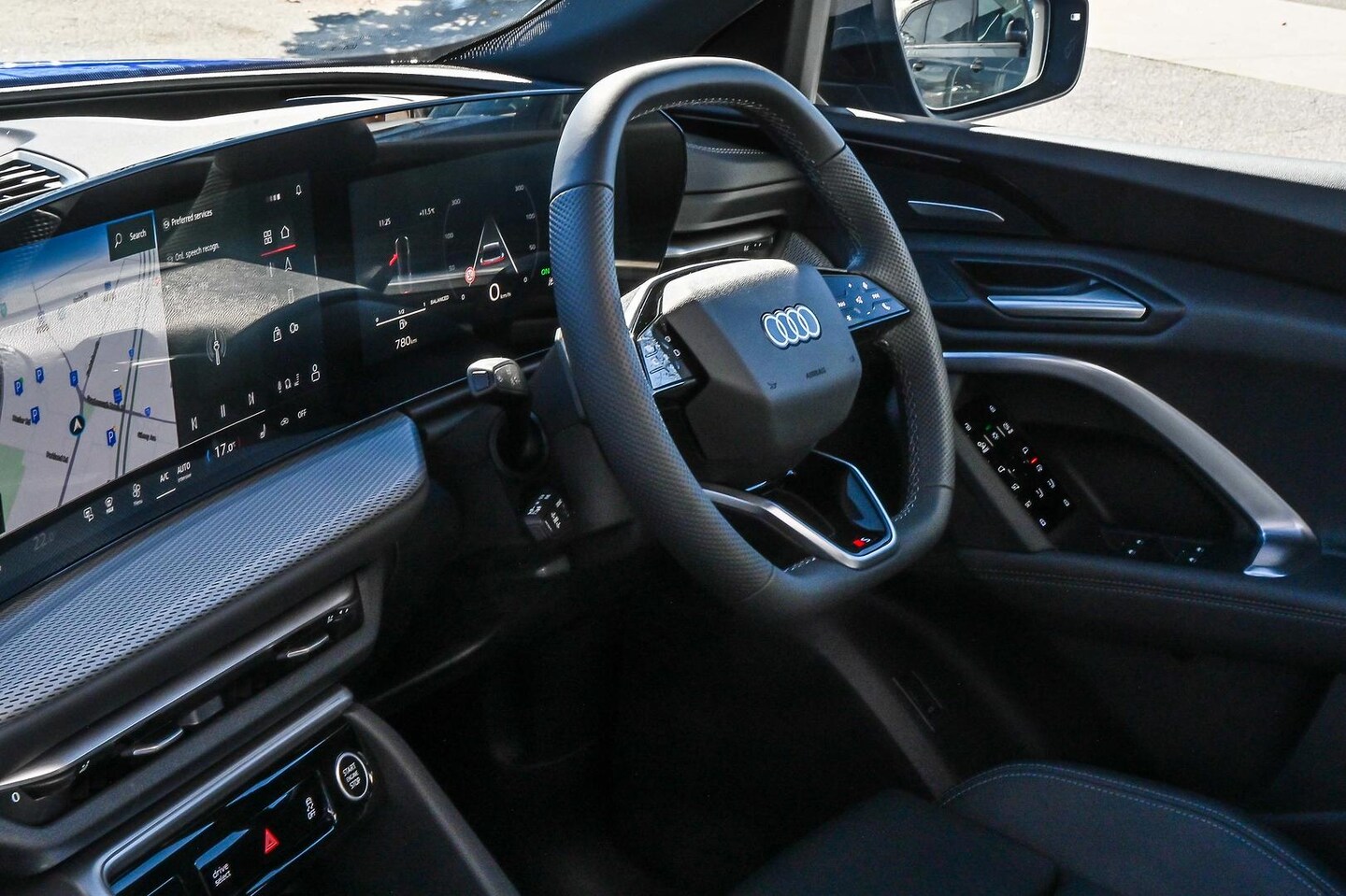 Image about Audi Q5 SUV TDI quattro 150 kW sport