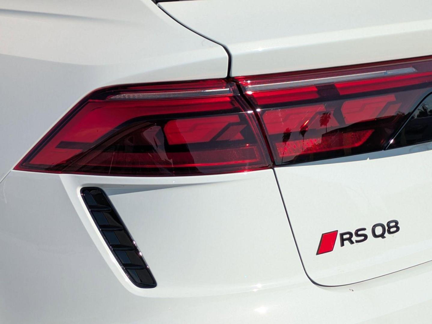 2026 Audi RS Q8 Base - Photo 13