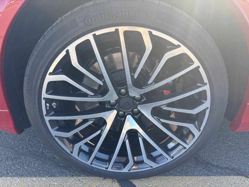 2026 Audi SQ8 Prestige - Photo 9