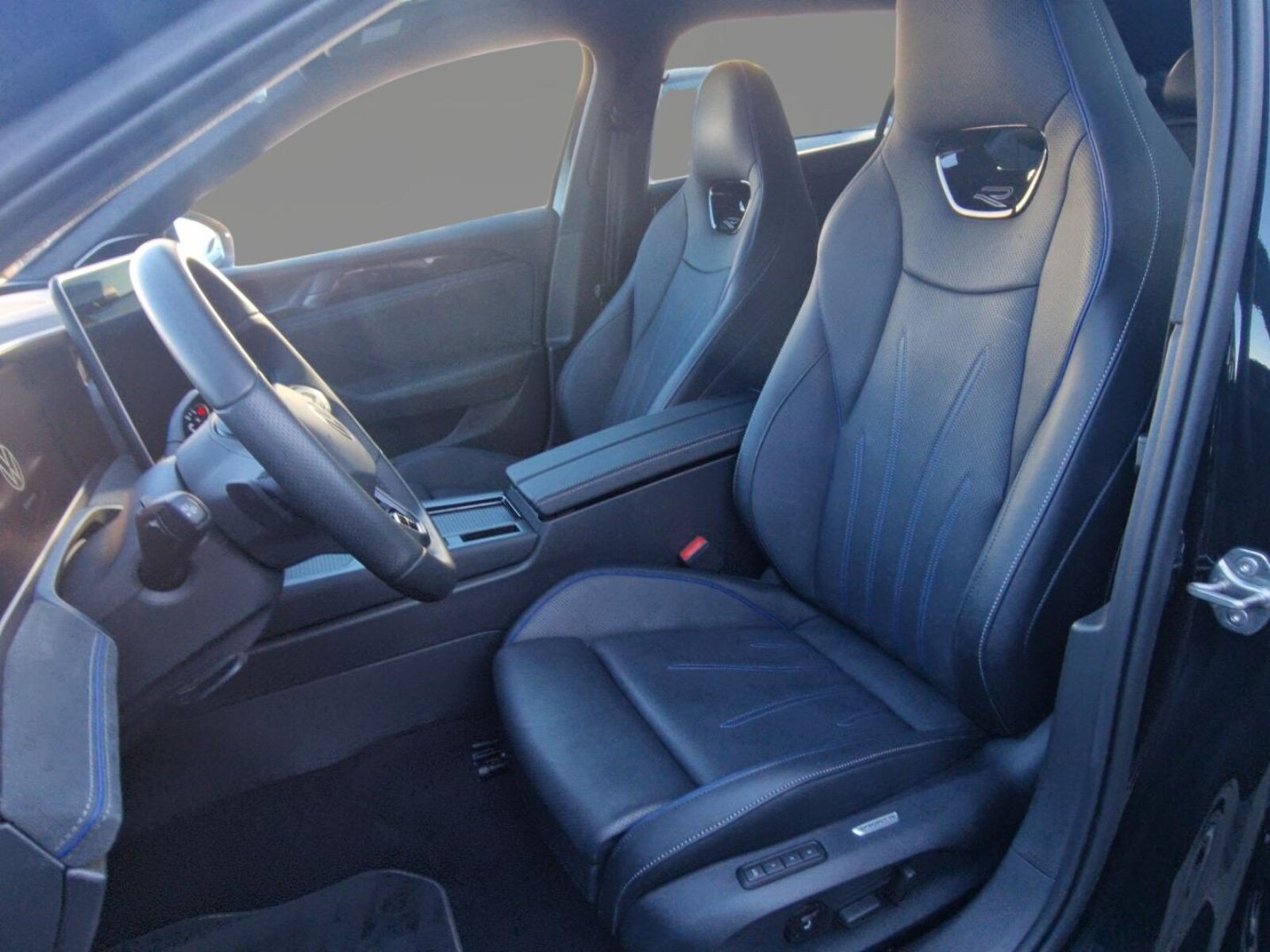 Volkswagen Passat – Bild 9