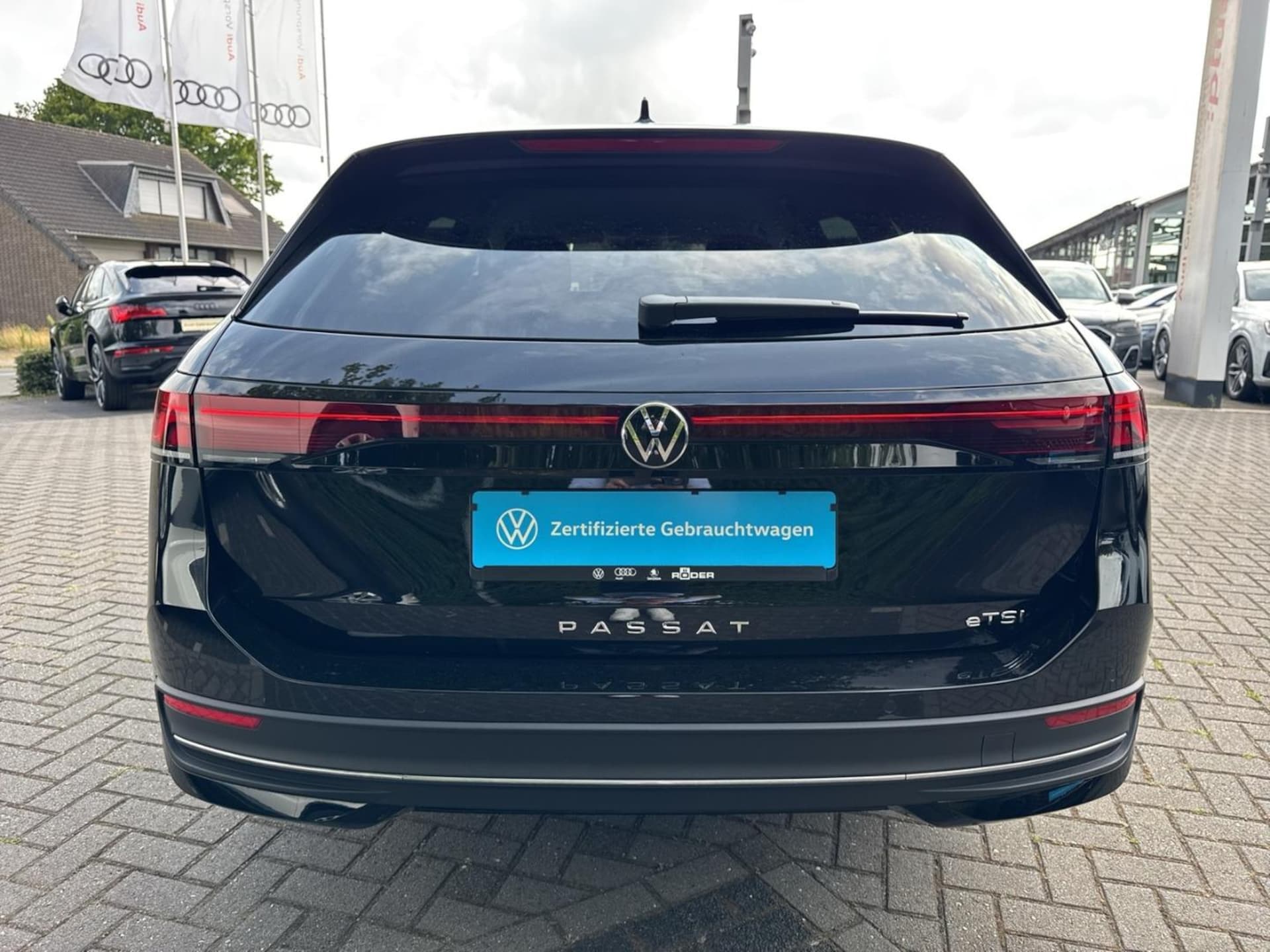 Volkswagen Passat Business