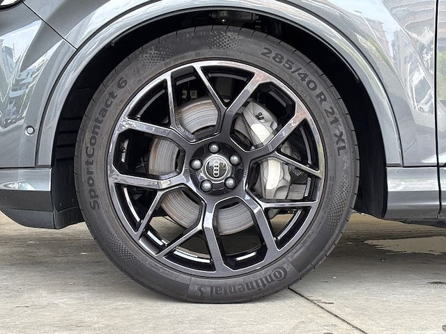 Audi Q7 SUV 50 TDI quattro S line 200(272) kW(PS) tiptronic for more details contact your dealer