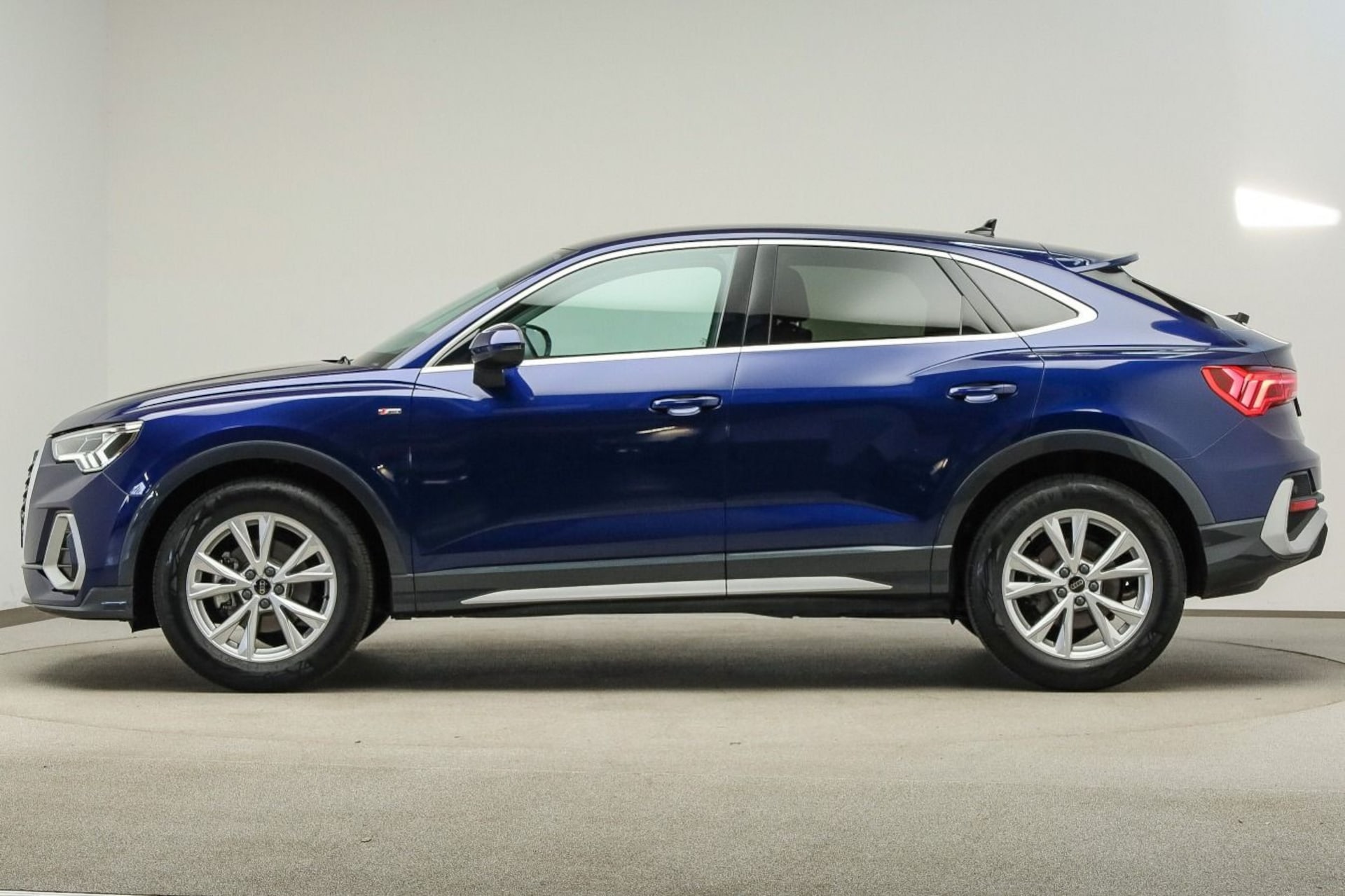 Audi Q3 Sportback S line