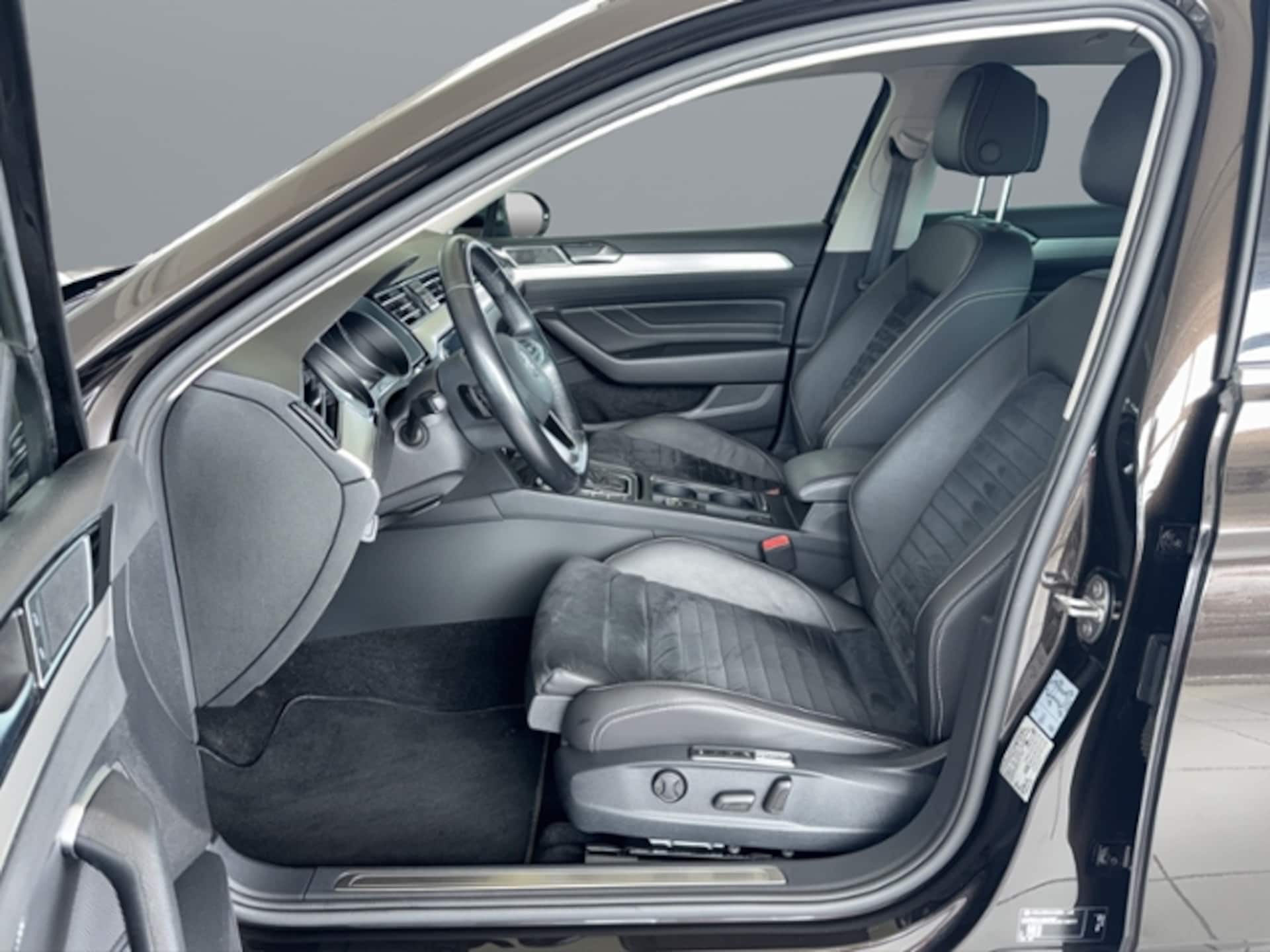 Volkswagen Passat Variant Elegance
