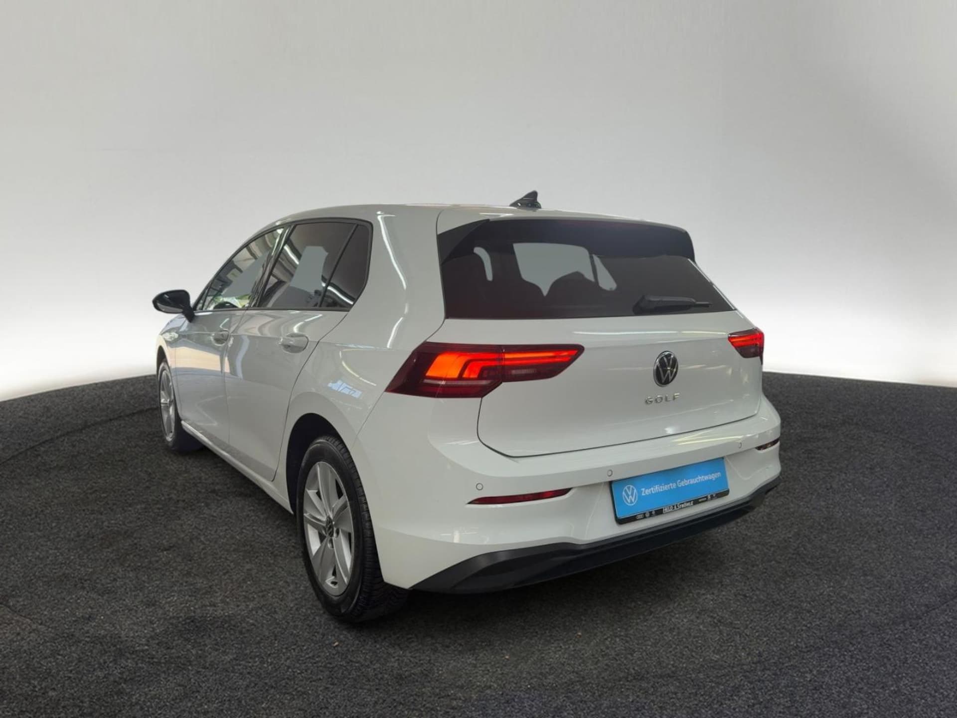 Volkswagen Golf Life