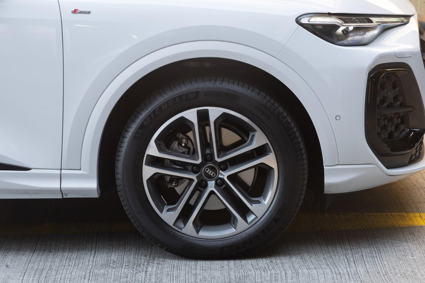 Image about Audi Q5 SUV TFSI 150 kW